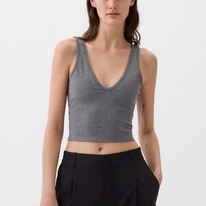 Gap fit V-Neck Women's Top
